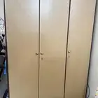 سرير و دولاب و كومود ومكتبه للبيع بدون عيوب - فقط خدوش بسيطه