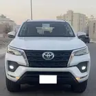 فورشنر 6 سلندر دبل (VX) 2023 ( بحالة الوكالة ) خالي من الرش