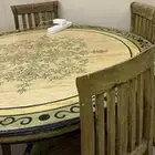 طاولة طعام