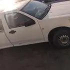 سياره ايسوزو موديل 2006