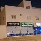عماره تجاريه للبيع. في حي طويق.   المساحه 400م   على. شارع
