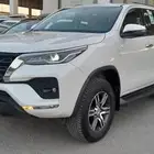 تويوتا فورشنر 2022 سته سرندل ماشي 50.000 بحالة الوكاله
