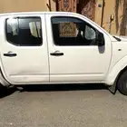 نيسان نيفارا