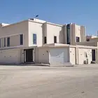 للبيع فله زاوية حي نمار3020 مساحه 810م بناء شخصي