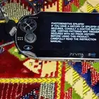 للبيع psvita نظيف مع الشاحن ولعبة وذاكره 4 جيجا
