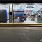 محل تموينات لبيع المواد الغذائية للبيع والتقبيل