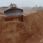 يوجد لدينا دفان احمررر زين كله