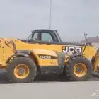 جي سي بي 17متر رافعه تلسكوبيه لليجار الشهري