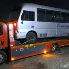 سطحه لنقل السيارات داخل وخارج جدة