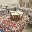 جديده. تفصيل. مع مفارش وطاوله و4خدمه. استخدام اسبوع.