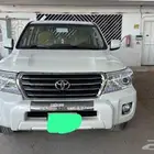 لاندكروزر جي اكس ار موديل 2015