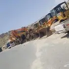 لدينا جميع المعدات للبنيان والترحيل والقص
