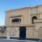 للبيع ( فيلا 3 ادوار وشقتين ) حي لبن