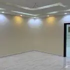 شقه ملحق مع سطوح 4 غرف بجوار كلية الريادة