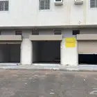 للإيجار 3 محلات تجارية