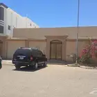 دور وشقة خلفية للبيع حي القادسيه 2 المربع الذهبي