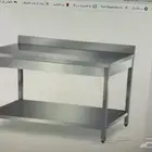 طاولات ستيل جاهز ويوجد تفصيل ستيل