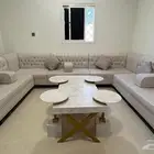 كنب للبيع مع الطاولة للاعلى السوم