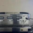 مكاين قهوة أيطاليه بيزرا للبيع