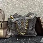 شنط نسائيه للبيع نظيفه