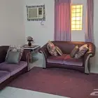 كنب نظيف مره للبيع