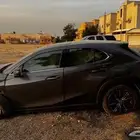 لكزس UX 2021 مصدوم