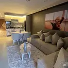 استوديو فاخر علي كورنيش النيل