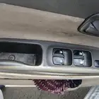 ازرار تحكم زجاج
