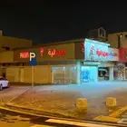 للإيجار محل بموقع حيوي في حي لبن