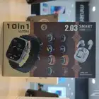 ساعة الترا 10 1 الاصدار الاخير معاها ايربودز الشكل