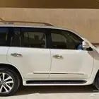VXR 2016 لاندكروزر في إكس آر