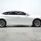 لكزس ES 300h 2021