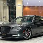 كرايزلر 2017 SRT V8 (بحالة ممتازة)