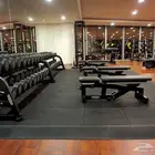 متخصصون في تنفيد وتوريد الأرضيات الرياضية