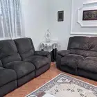 كنب نظيف ومافي اي عيوب