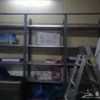 رفوف للبيع