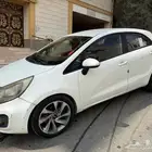 سيارة للإيجار كيا ريو