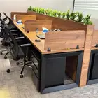 ورك ستيشن بتصميم يفرق. الشكل يحكي الجودة.