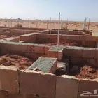 بنيا مجالس وعماير من حجر