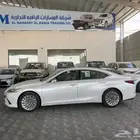 متوفر لكزز سيدان Es 350 2025 متوفر بلون الابيض واللون الاسو