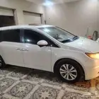 للبيع سياره هوندا ادويسي موديل 2014