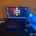 للبيع بي سي ماعه الطاولةو المحول والماوس والكيبورد الشاشة و