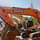 بوكلينات للايجار يومي شهري فطاع