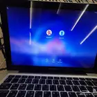 لاب توب ابل نظيف جدا