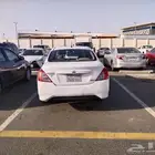 للبيع صني نيسان 2016بودي بلاده فيه رفرفر يسار محركات طيبه