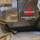 مكنسة بيسيل لغسيل السجاد العميق بالحرارة خاصية الماء الساخن