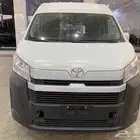 باص تويوتا هايس بضاعة سقف مرتفع ديزل قير اتوماتيك 2026