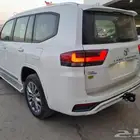 تويوتا لاندكروزر GXR4 بنزين 2025 ابيض