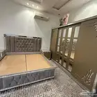 غرفة نوم شبه الجديد