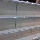 رفوف شبه جديده 55 تخفيضات مع مكيفات دولاب